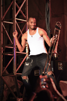 Masekela at 2004 Atlanta Jazz Festival